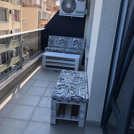 анели Apartment Pomorie